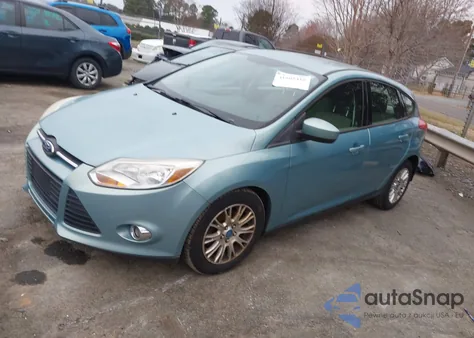2012 Ford Focus Se z USA, uszkodzony, nr VIN 1FAHP3K26CL275248